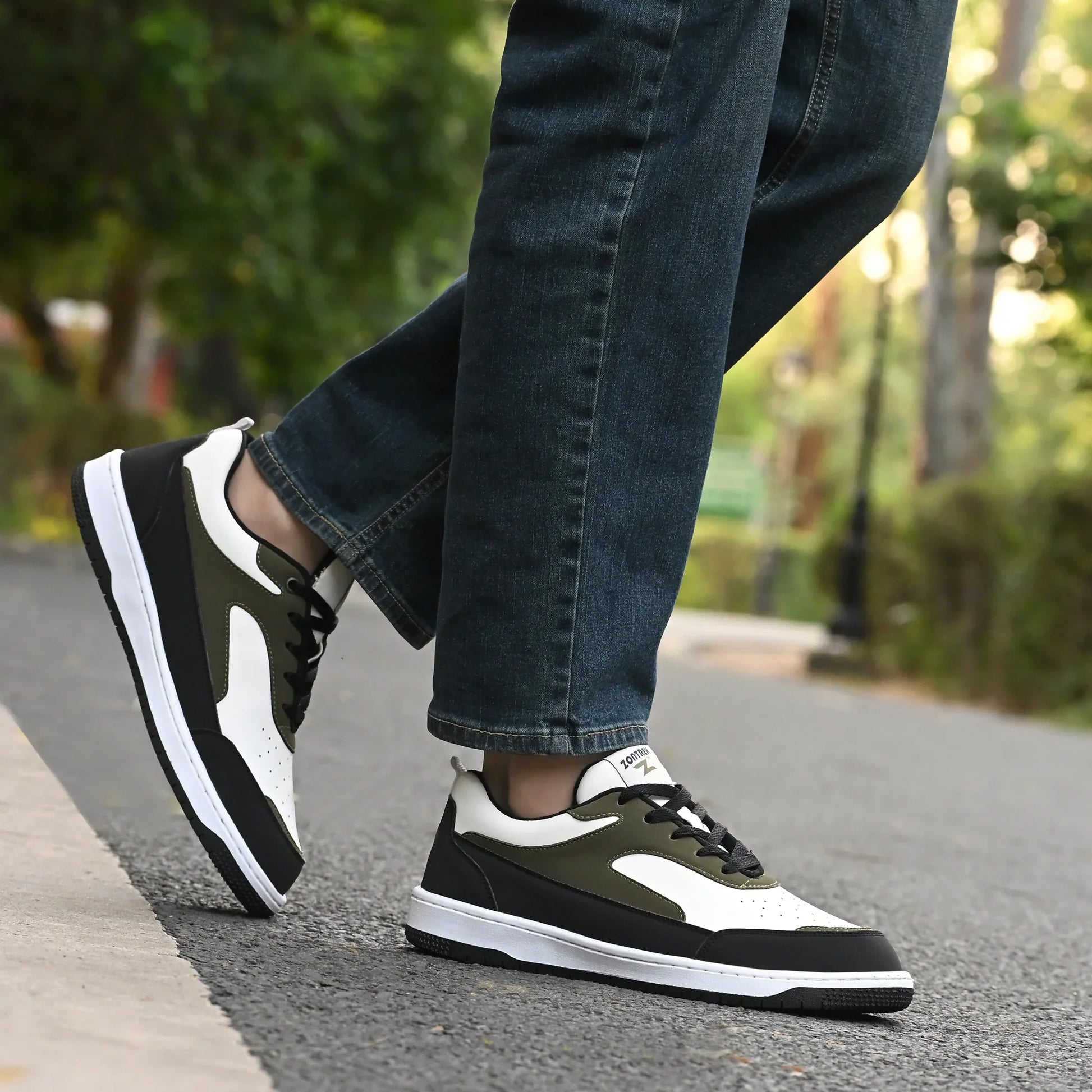 ZONTREK Neo Men’s Black White & Green Sneaker – Bold Colourway, EVA Support Midsole, Travel & Street Style Shoe